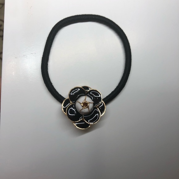 Camellia Flower Hair Ties/Clips - Picture 2 of 7